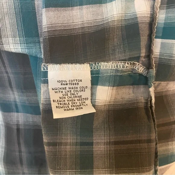 BKE Size XXL Slim Fit Western Snap Plaid Long Sleeve - Picture 5 of 6